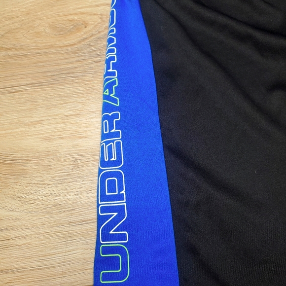 30) UNDER ARMOUR Basketball Shorts Sz. 5 - Picture 4 of 6